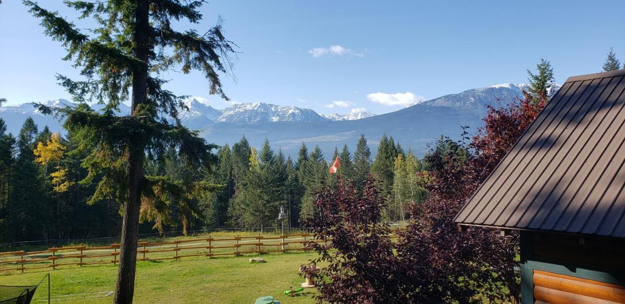 Kicking Horse Canyon Guest House Golden Extérieur photo